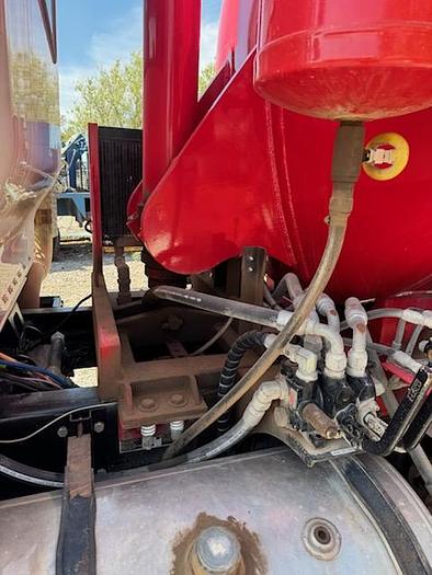 Used 2010 Kenworth T800 Vacuum Truck