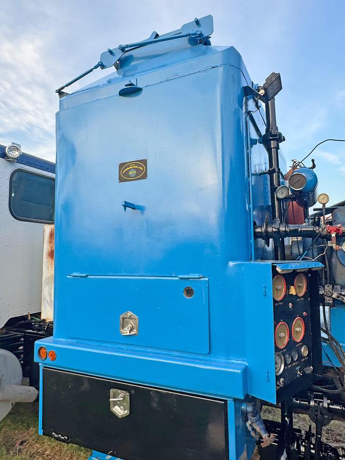 Used 2005 Chandler Hot Oiler Truck