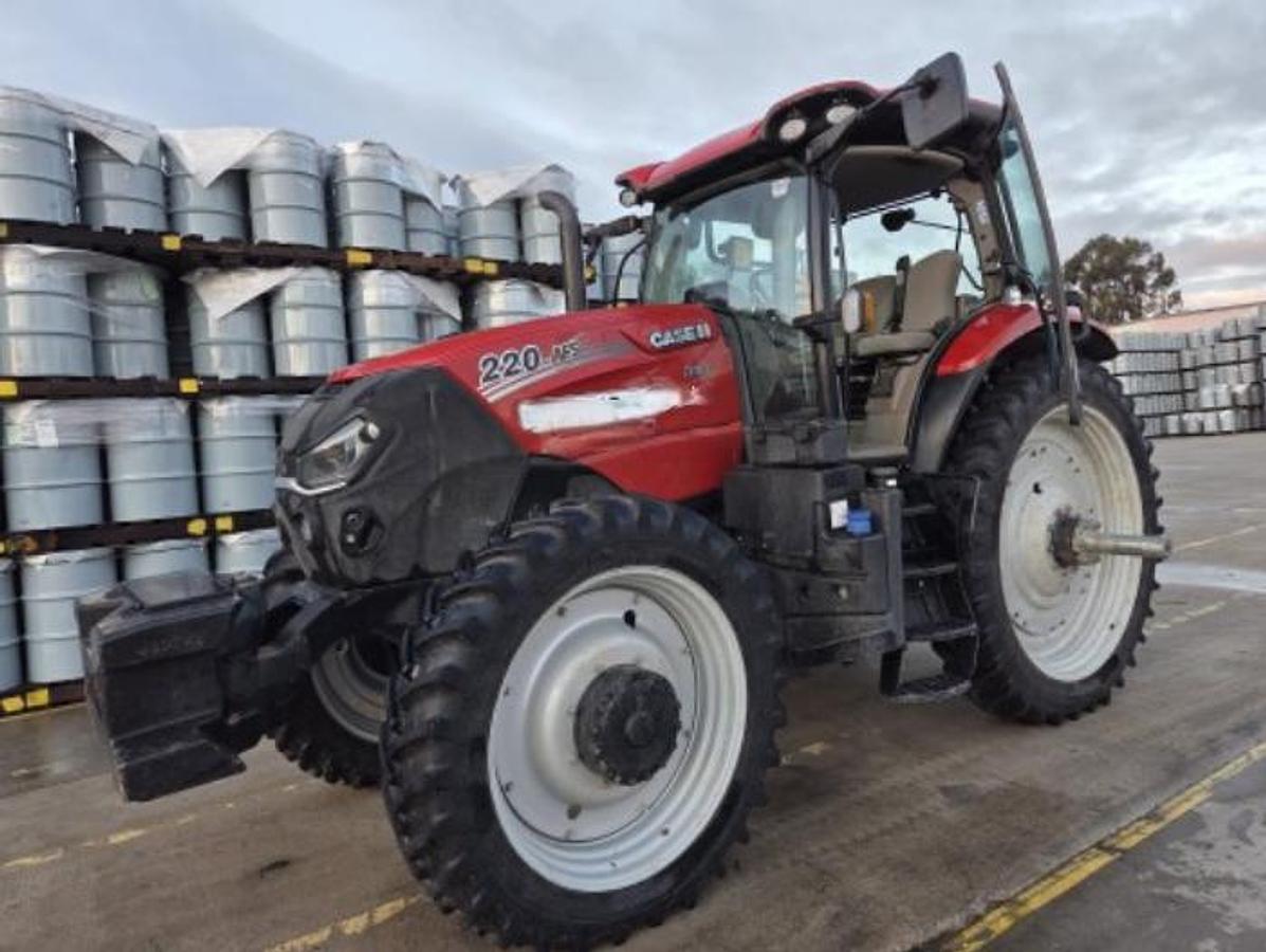 Used 2022 CASE PUMA 220