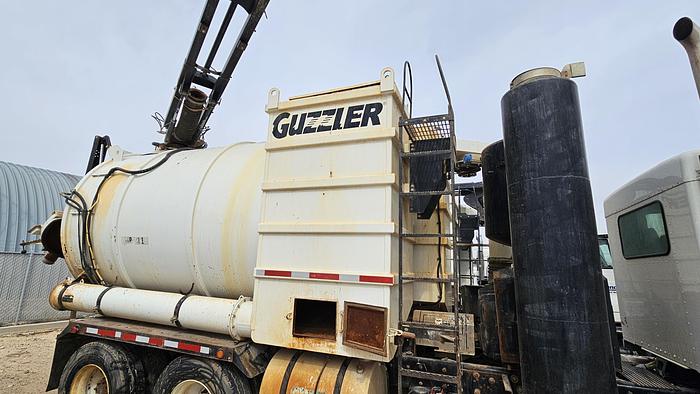 Used 2015 Guzzler Vacuum Excavator Truck