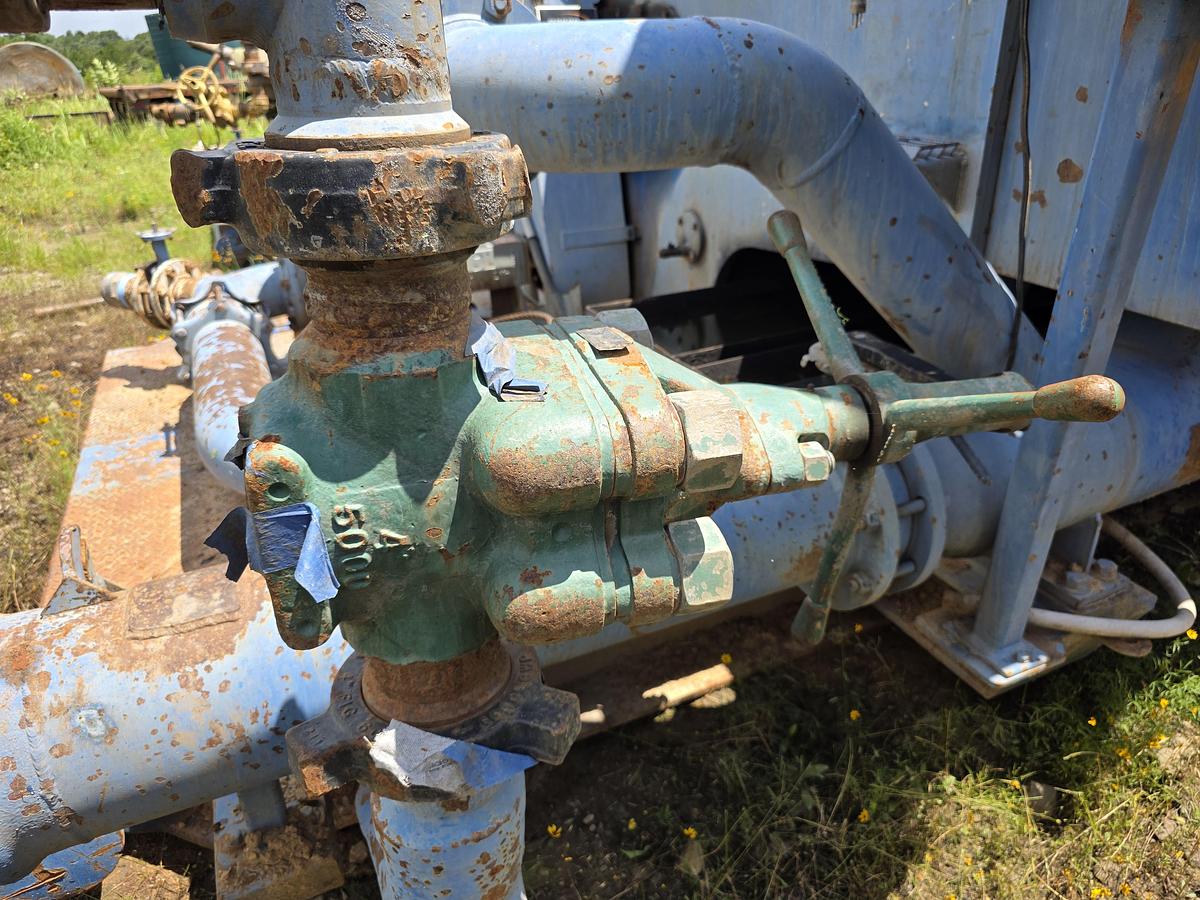Used Skytop Brewster N-46 900 HP Drilling Rig