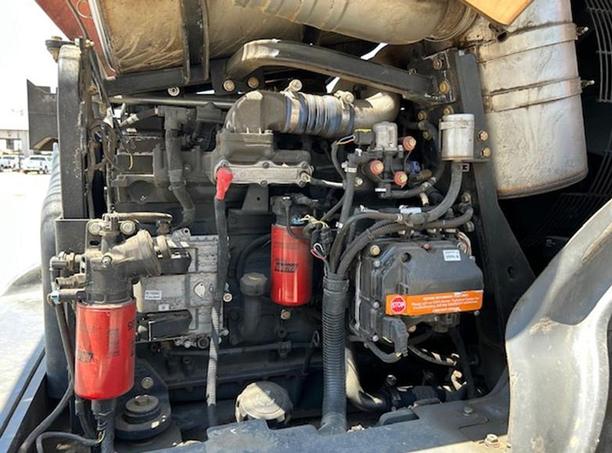 Used 2020 Case 821G wheel loader