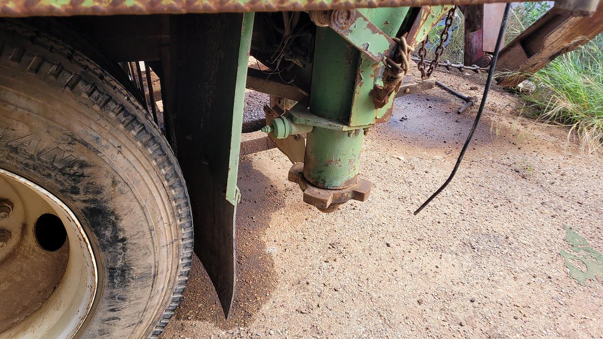 Used 1980 Franks 300 Workover Rig