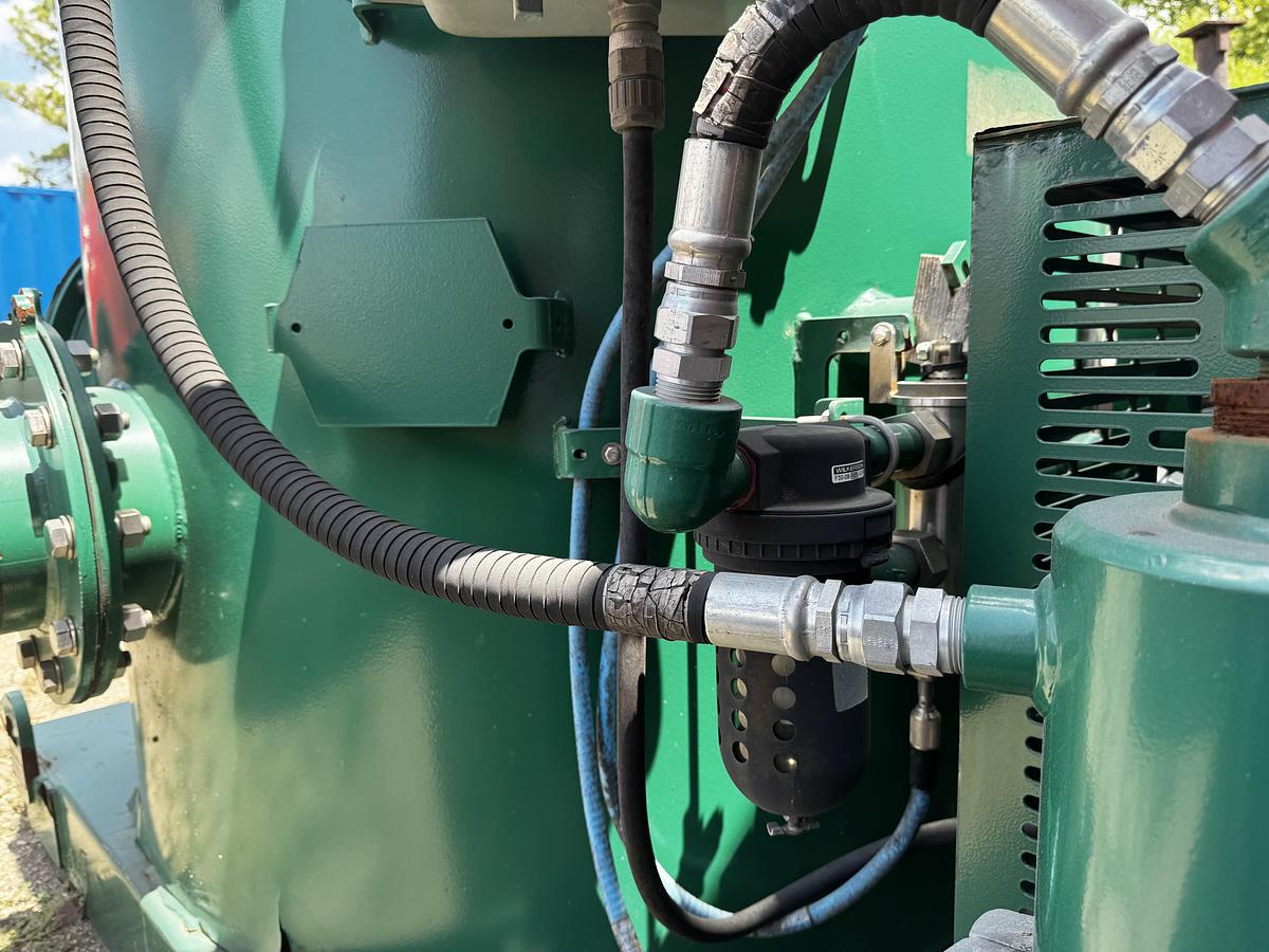 Used Derrick Vacu-Flo 1200 Vacuum Degasser