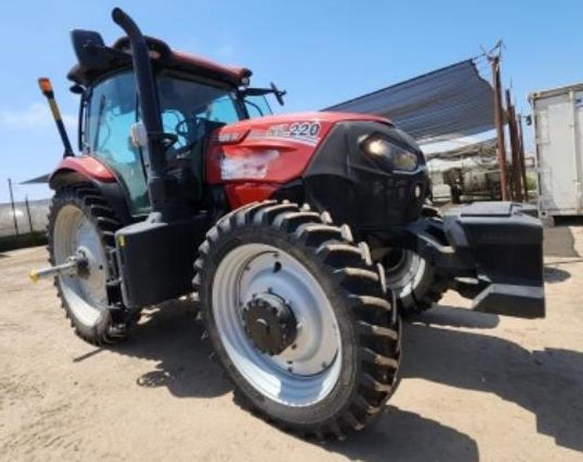 Used 2022 CASE PUMA 220