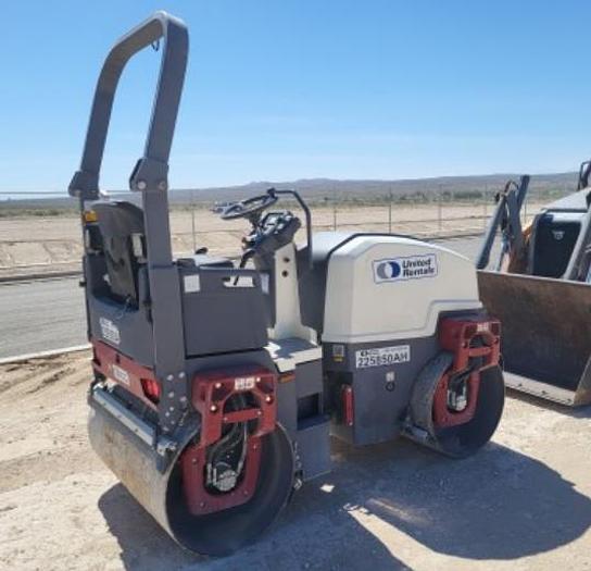Used Smooth drum roller