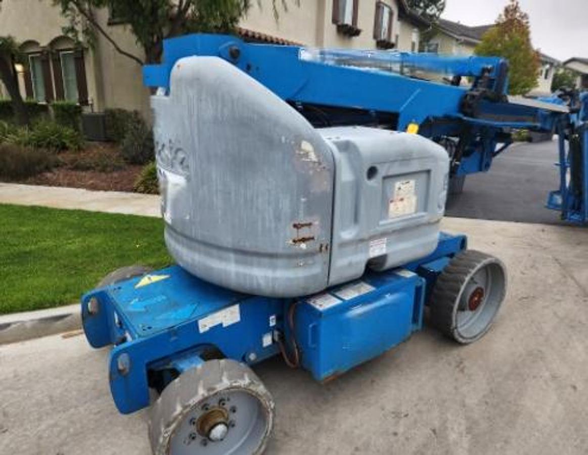 Used 2012 Genie Z-40/23N RJ