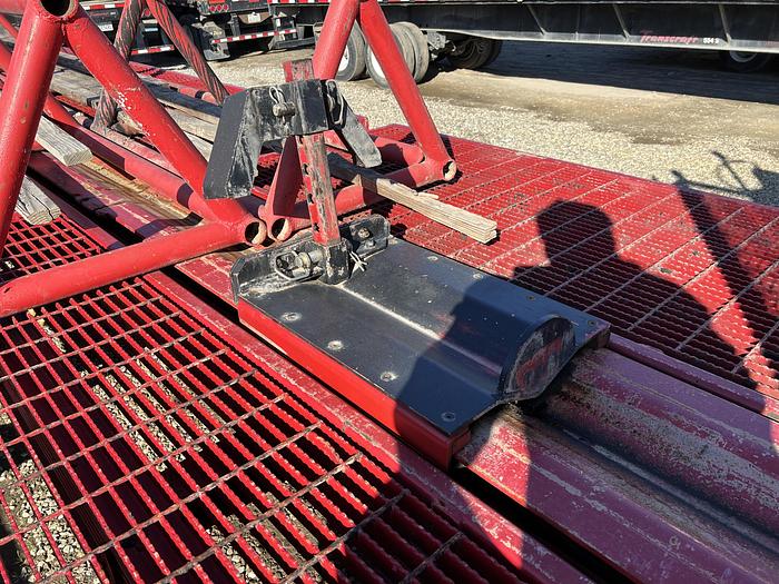 Used 2013 Hawker Pipe Handler