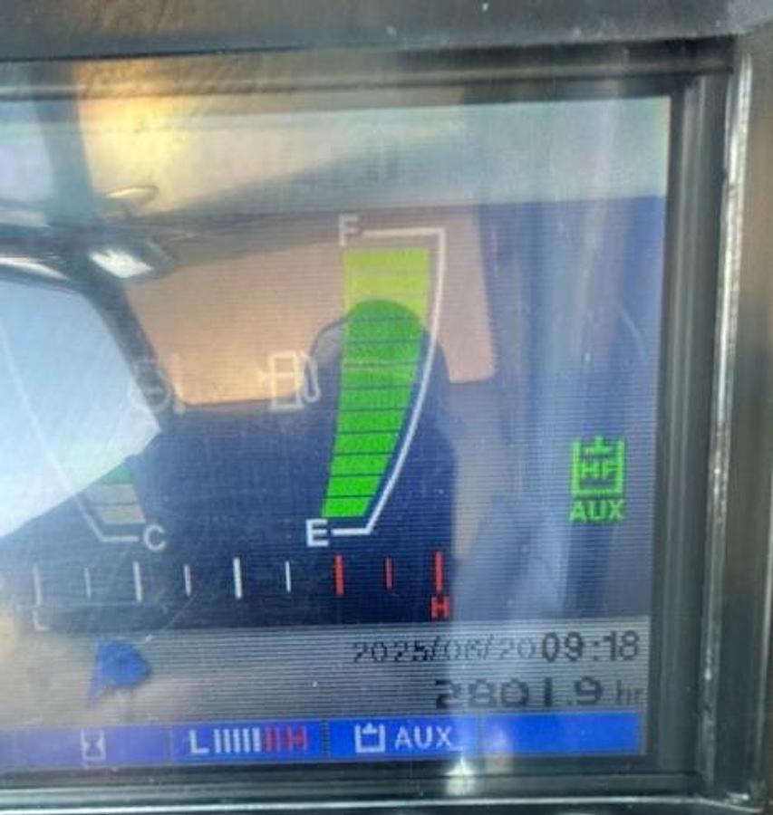 Used 2017 TAKEUCHI TB280FR EXCAVATOR