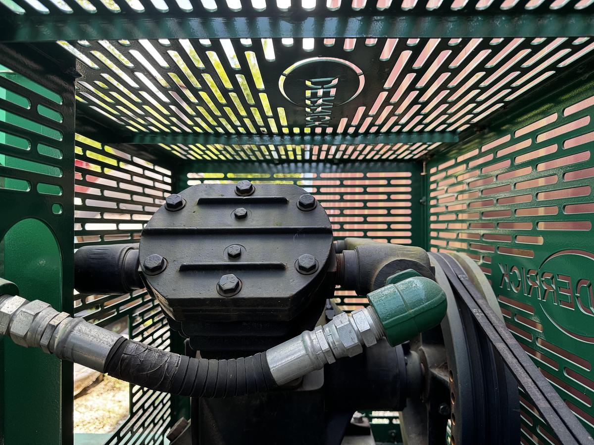 Used Derrick Vacu-Flo 1200 Vacuum Degasser