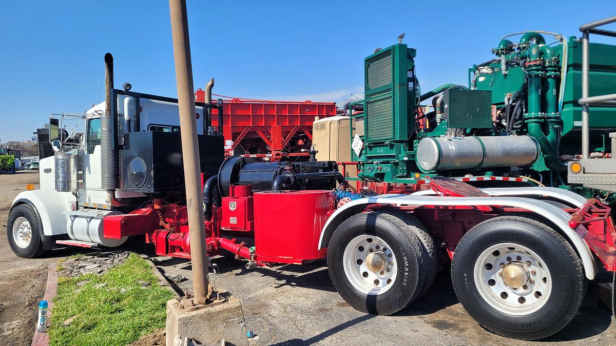 Used 2006 Kenworth Kill Truck