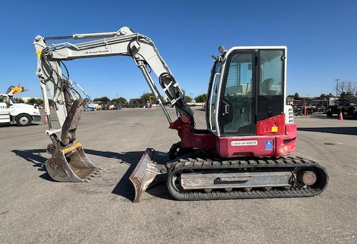 Used 2017 TAKEUCHI TB280FR EXCAVATOR