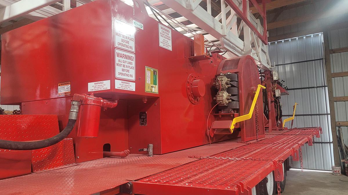 Refurbished Cameron 550 Workover Rig