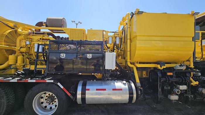 Used 2008 Kenworth Acid Stimulation Trailer