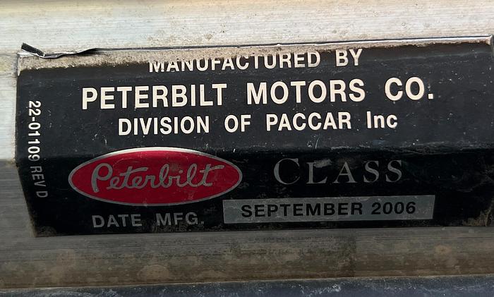 Used 2006 Peterbuilt Kill Truck