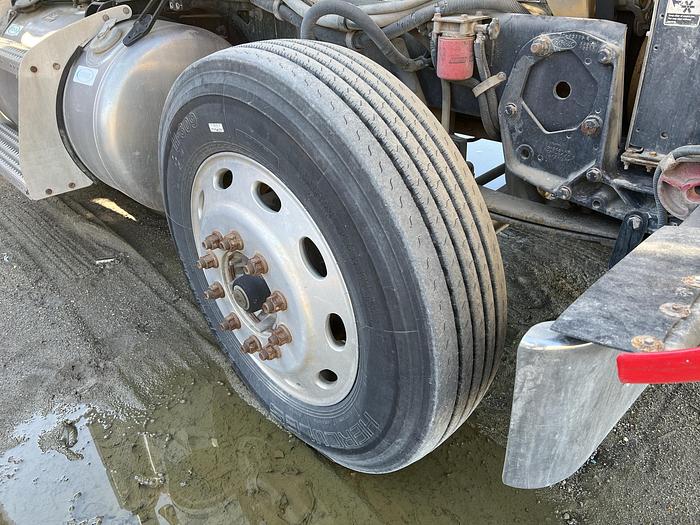 Used 2006 Peterbuilt Kill Truck