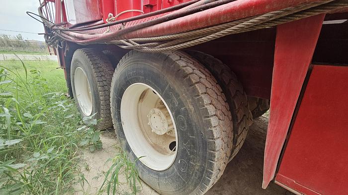 Used 2004 Franks 1287 Workover Rig