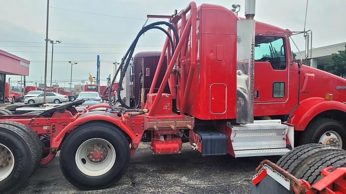 Used Kenworth T800
