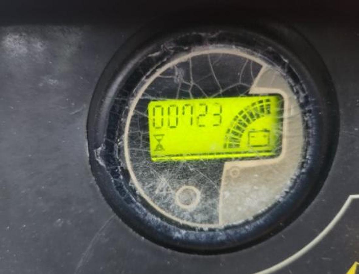 Used JLG Electric 30ft boom