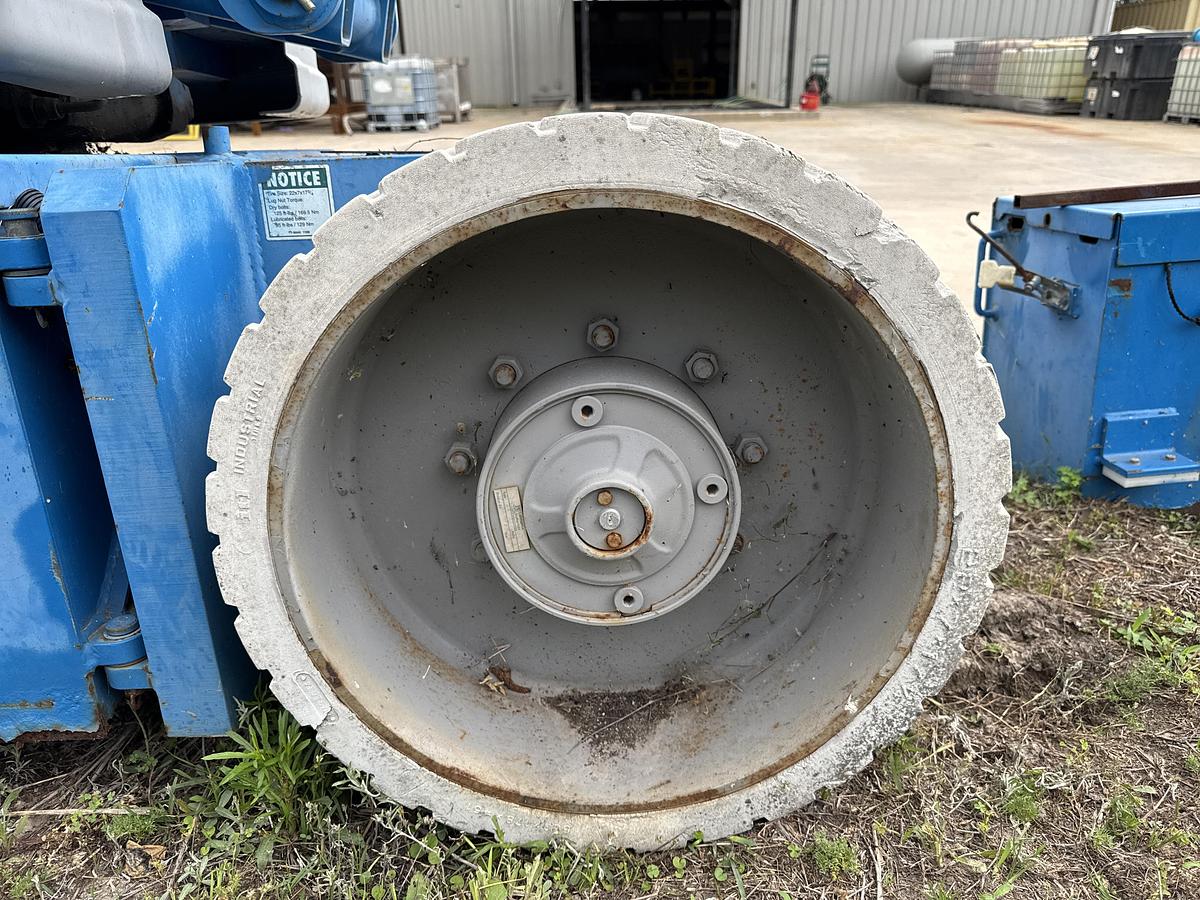 Used 2000 Genie Industries Z-30/20N