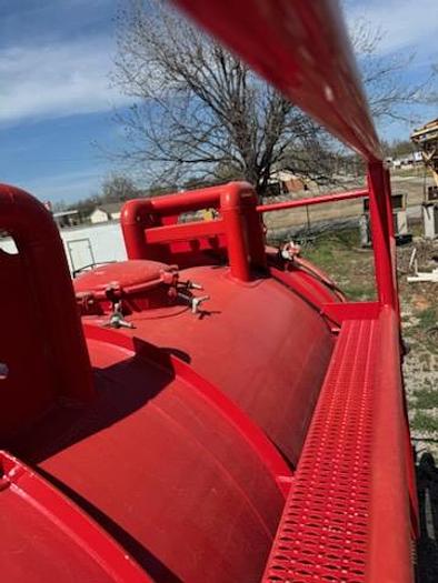 Used 2010 Kenworth T800 Vacuum Truck