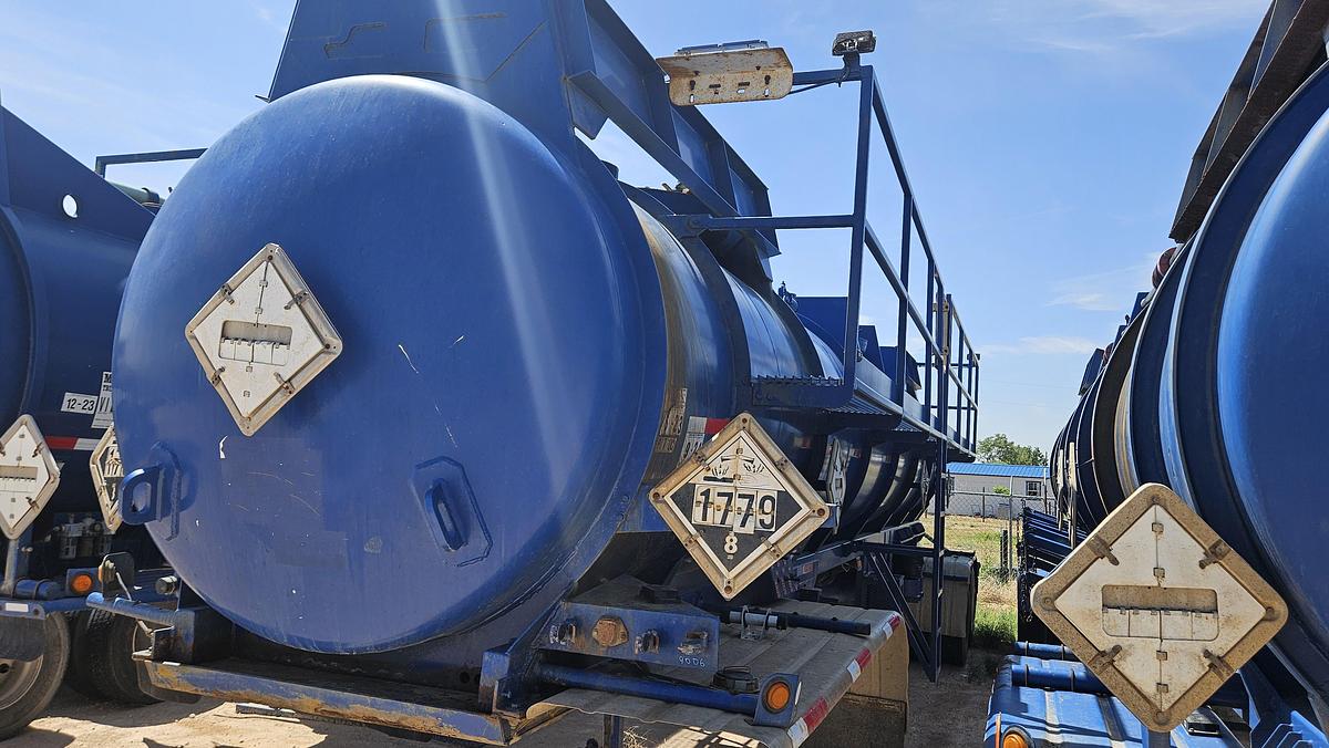 Used Acid Trailer