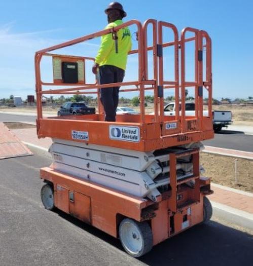 Used Snorkel 26ft 48" scissor lift