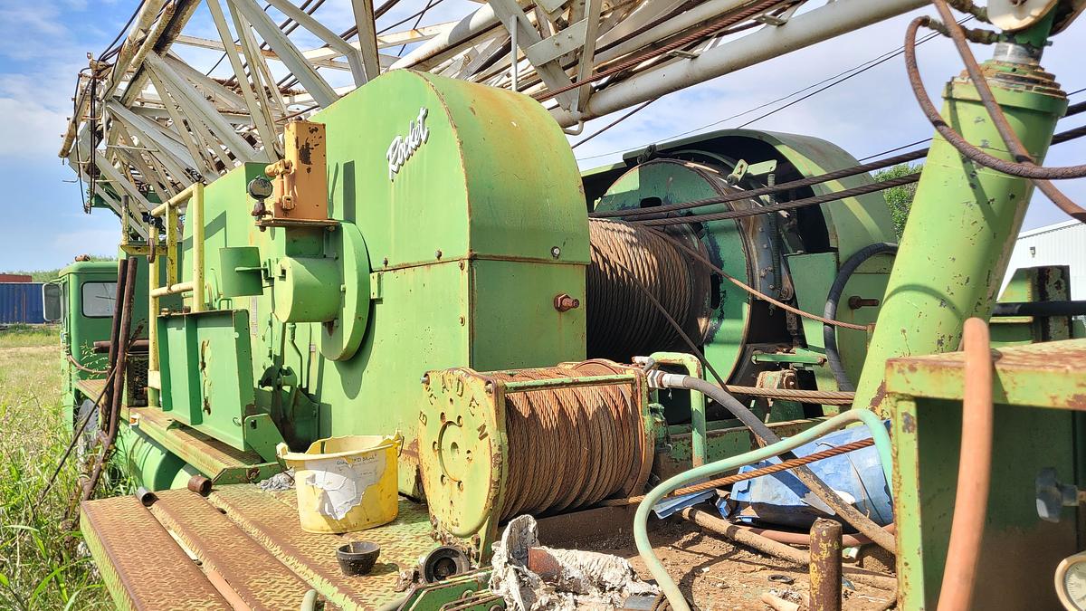 Used 1980 Franks 1287 Workover Rig