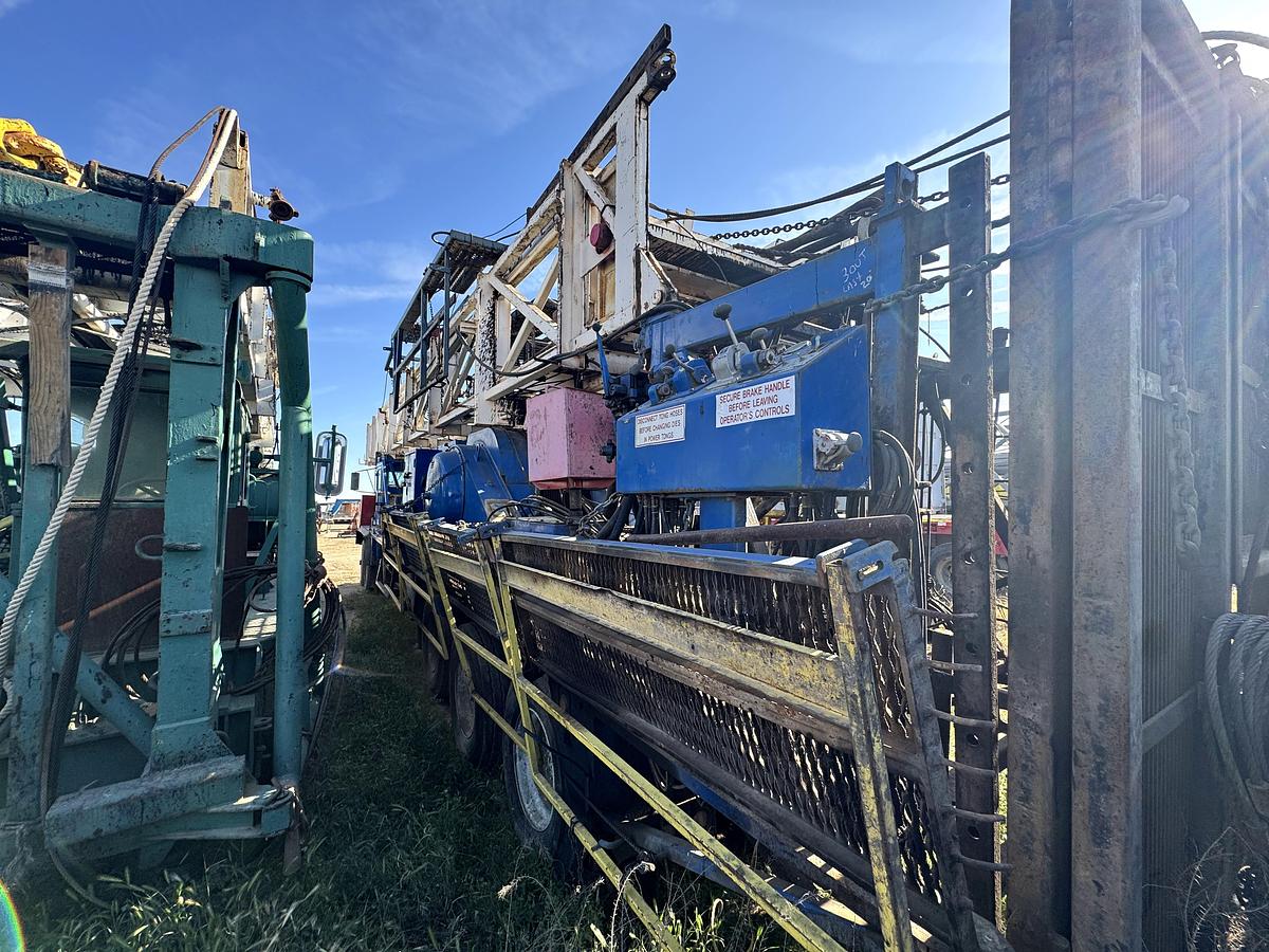 Refurbished 1985 Cooper 350 Workover Rig