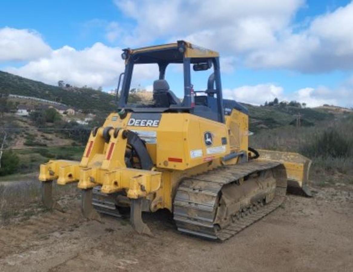 Used 650K John deere crawler dozer