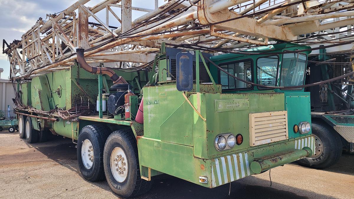 Used 1980 Franks 300 Workover Rig