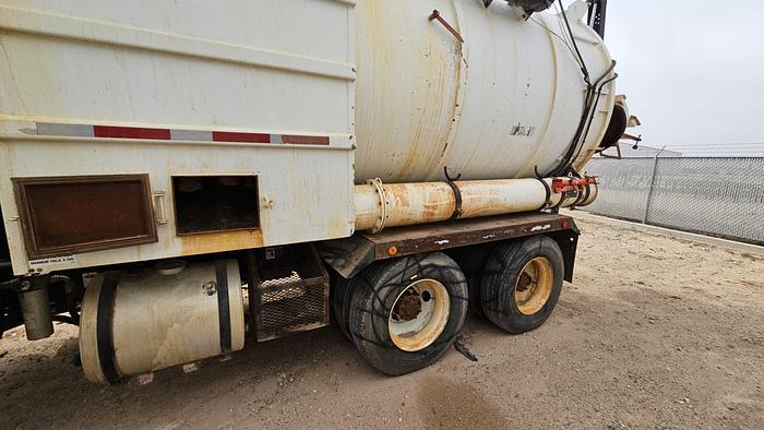 Used 2015 Guzzler Vacuum Excavator Truck