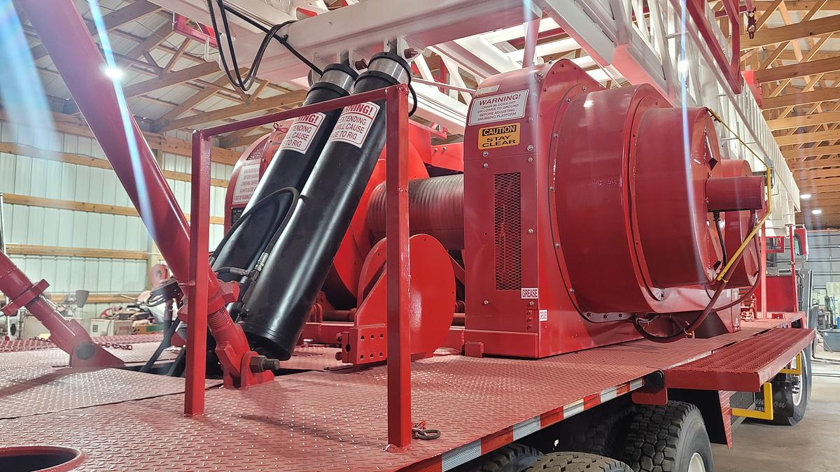 Refurbished Cameron 550 Workover Rig