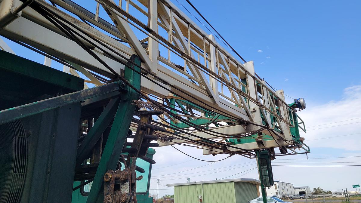 Used 2013 Rig Works Mustang 550 Workover Rig