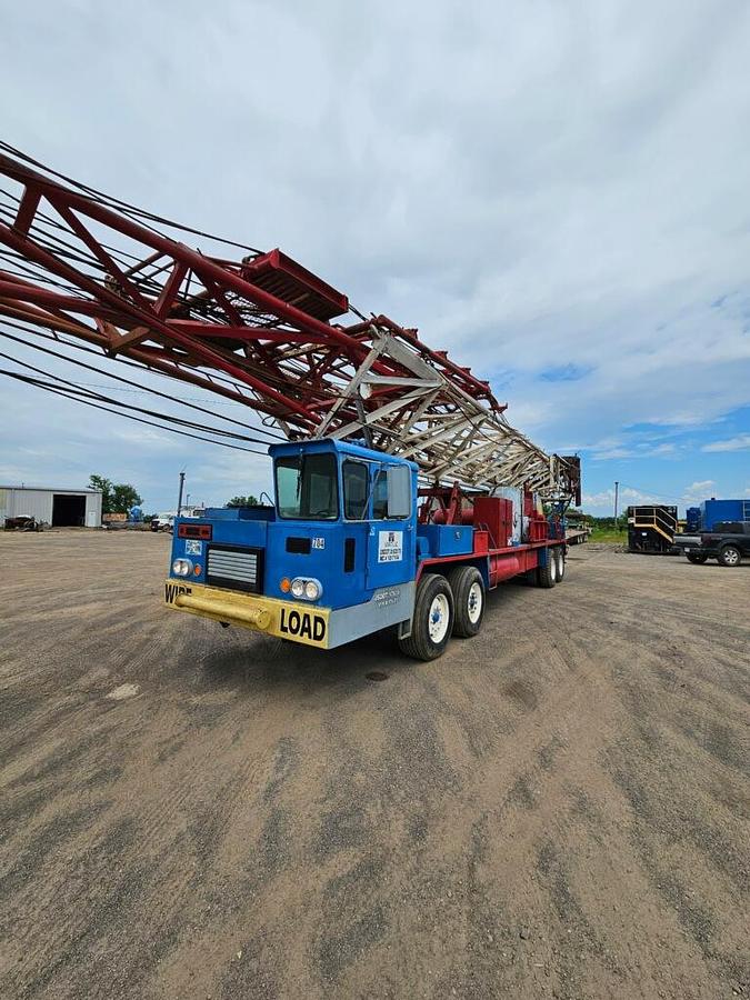 Used 1981 Franks 300 Workover Rig