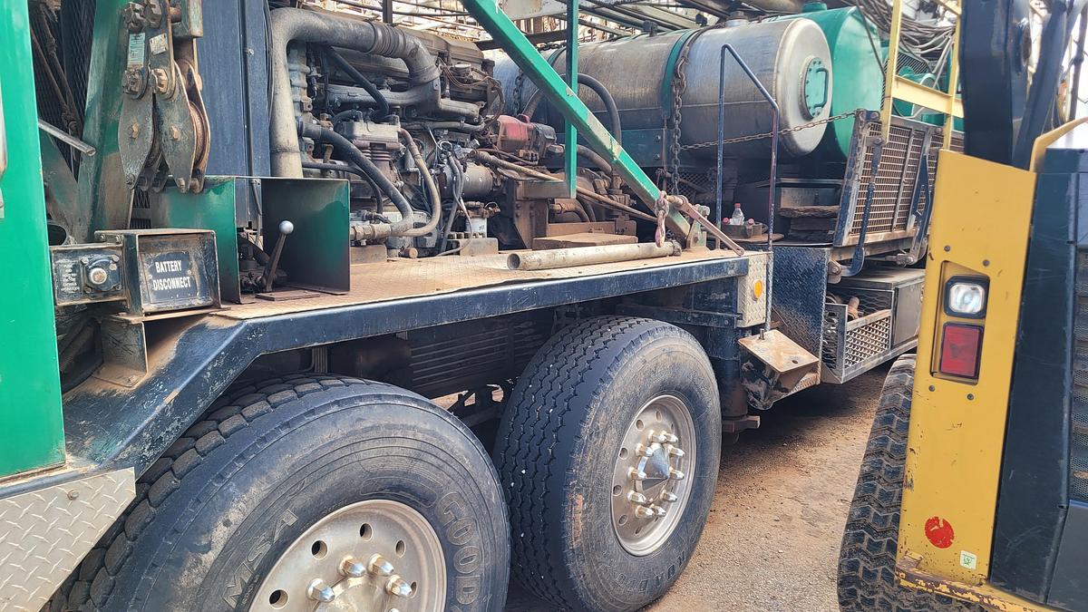 Used 2013 Rig Works Mustang 550 Workover Rig