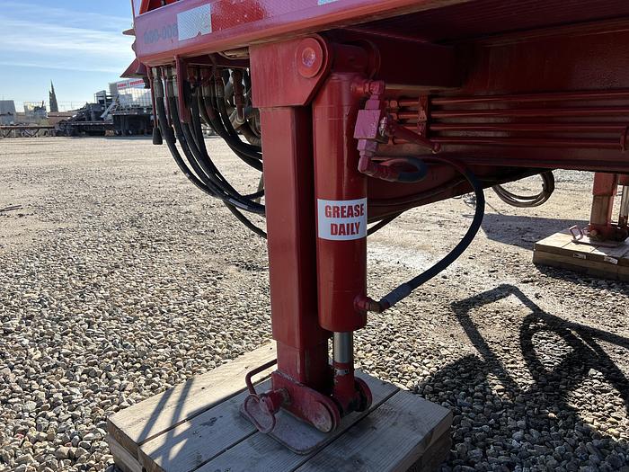 Used 2013 Hawker Pipe Handler