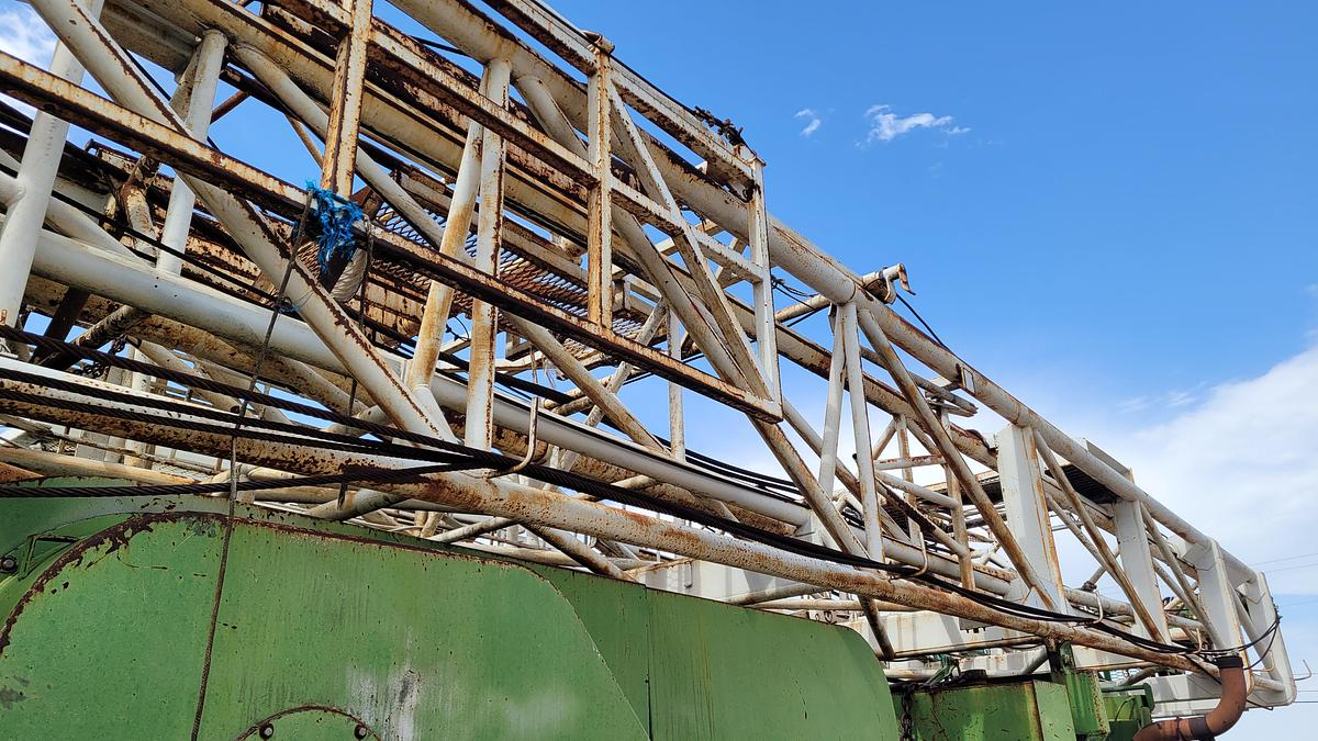 Used 1980 Franks 300 Workover Rig