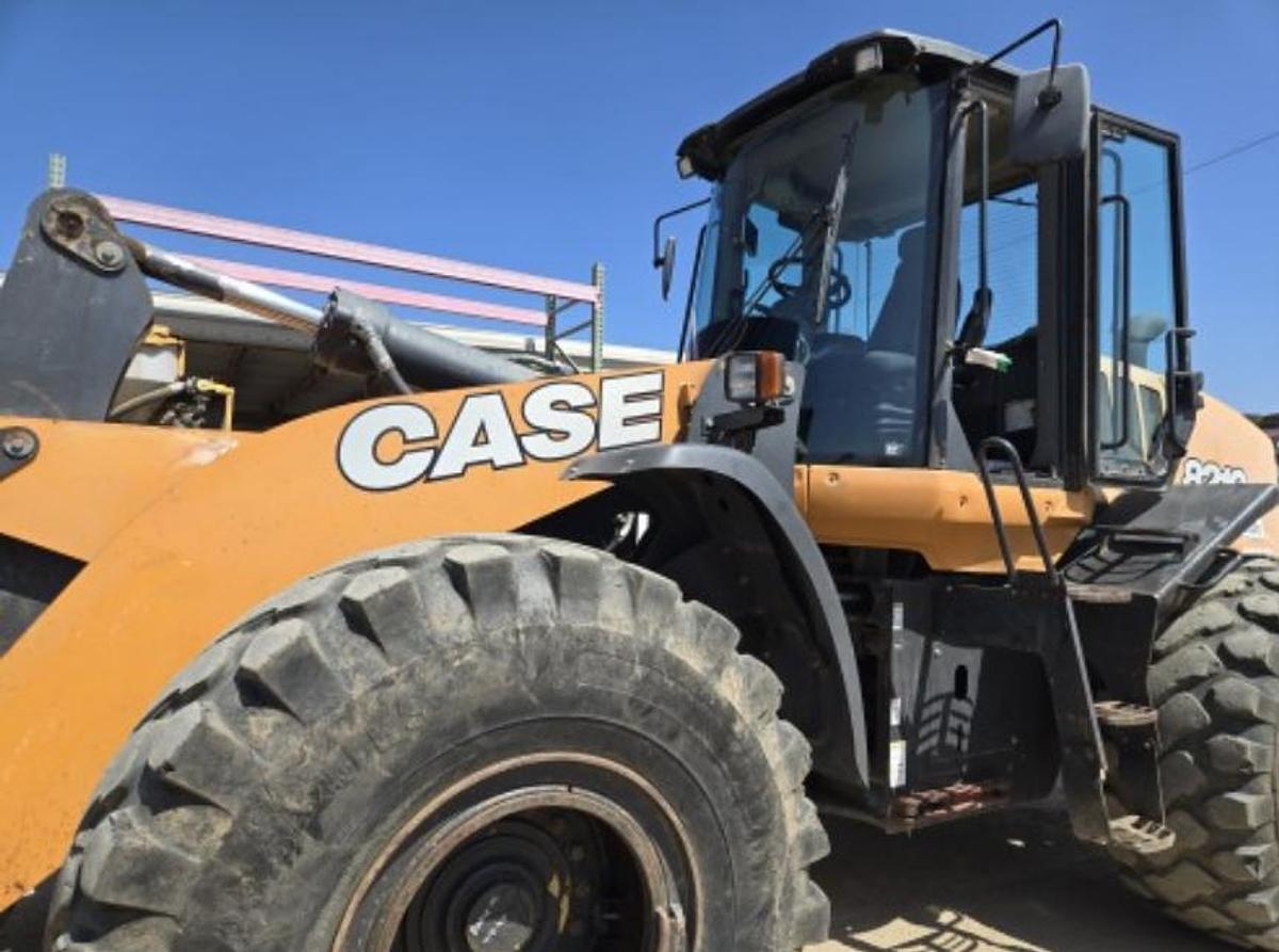 Used Case 821G 4 yard wheel loader