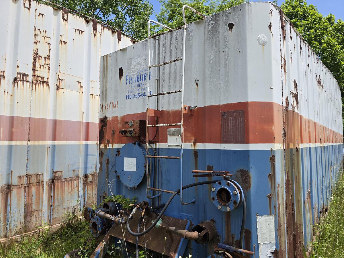 Used Valmont Frac Tanks