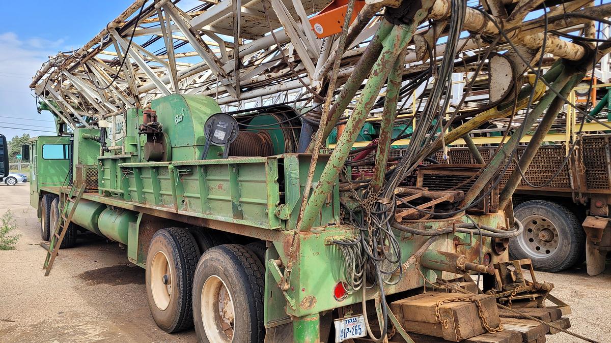 Used 1980 Franks 1287 Workover Rig