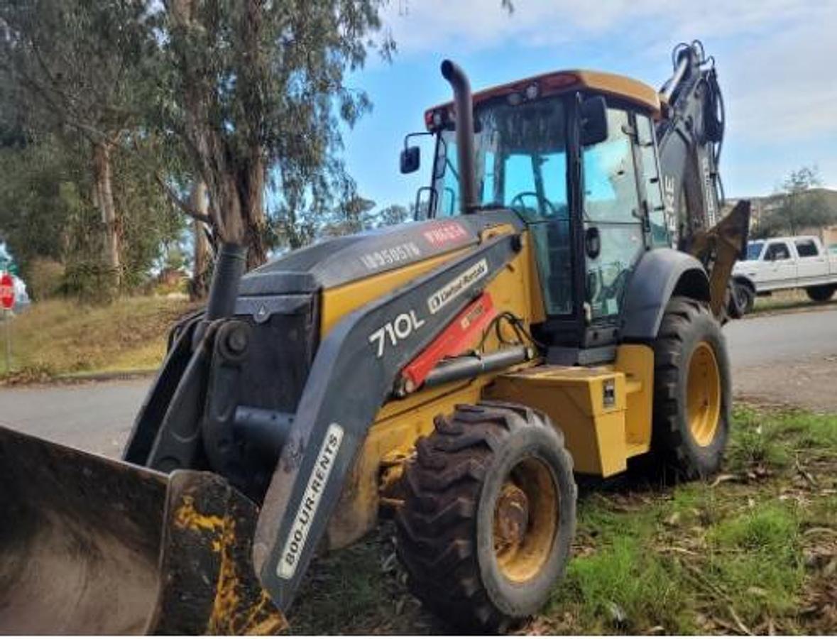 Used John Deere 710L Backhoe