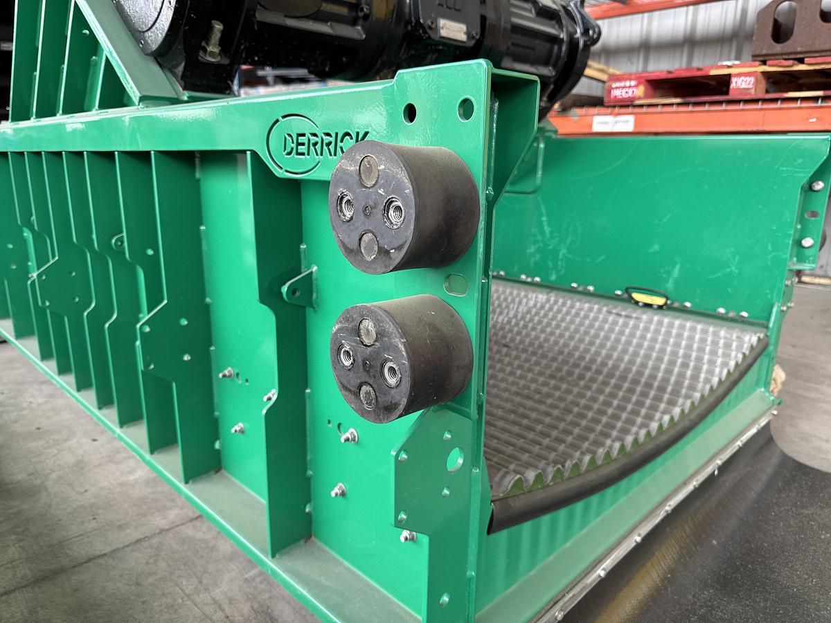 Refurbished Derrick Hyperpool Shaker