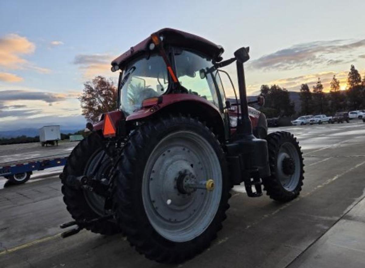 Used 2022 CASE PUMA 220