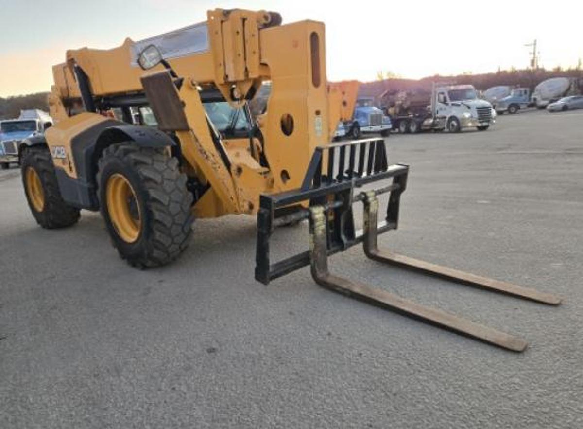 Used 2017 JCB 510-56 S