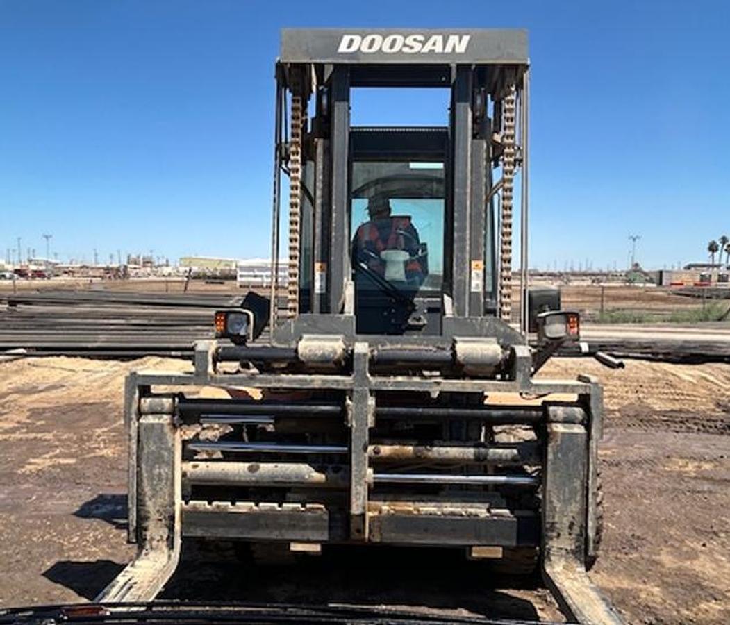 Used 2021 Doosan D160S-7