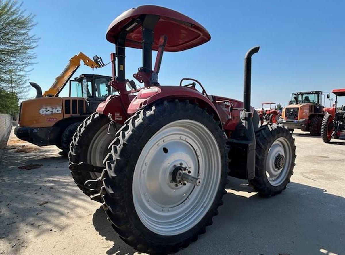 Used 2020 CASE FARMALL 140A