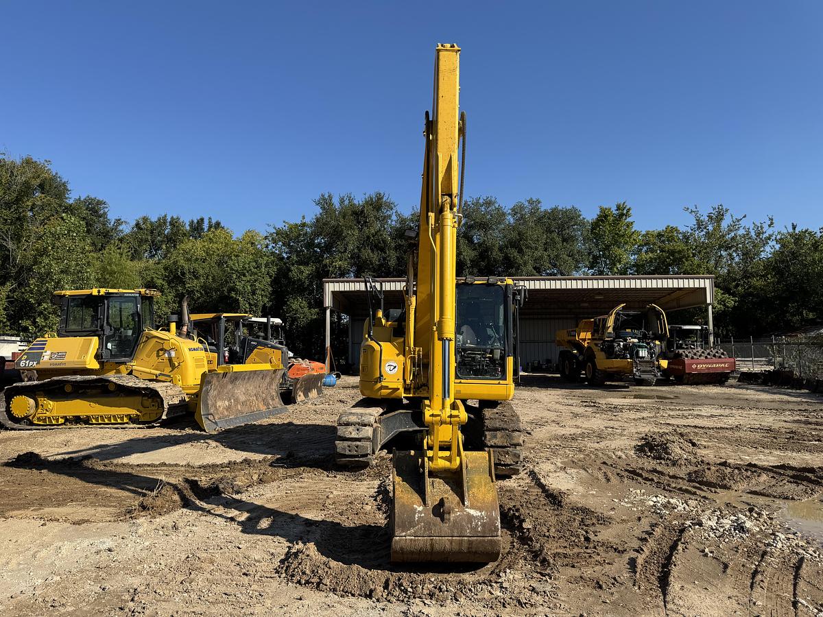 Used 2022 KOMATSU PC138-11