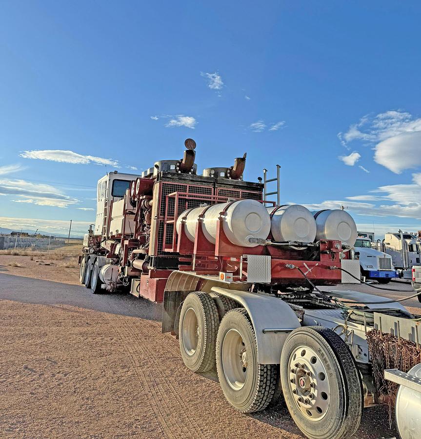 Used 2011 Cummins 1000 HP Double Pumper