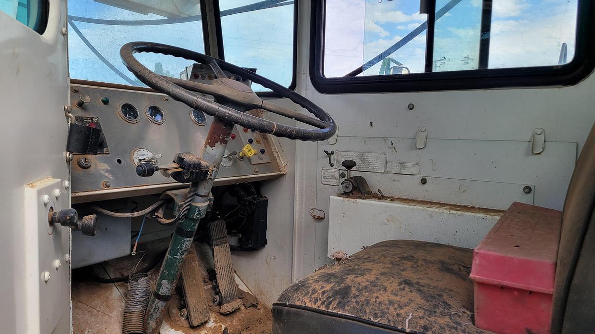 Used 1980 Franks 300 Workover Rig